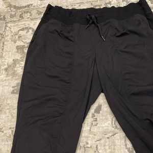 lululemon dance studio joggers